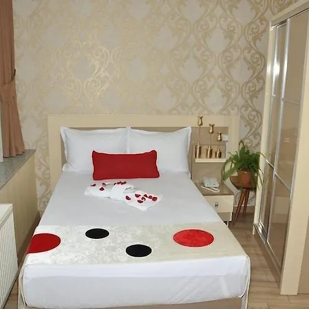 Evim Hotel 3*